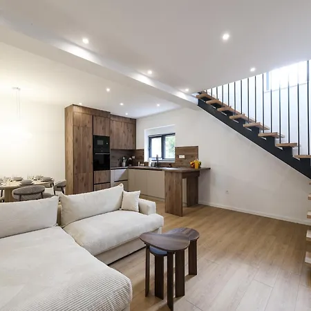 Villa Elegant With Jacuzzi In Suko An *