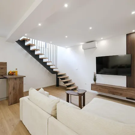 Elegant With Jacuzzi In Suko An * Sukošan